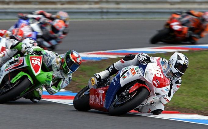 Matěj Smrž dokončil brněnský závod třídy Superstock1000 na osmé příčce.