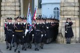 Hradní Stráž byla zřízena jako ochrana Pražského hradu. Kromě reprezentace na strážných stanovištích a při slavnostních vojenských poctách provádí i ostrahu zámku v Lánech. Podle oficiálních internetových stránek Hradní stáž nyní čítá 715 osob.