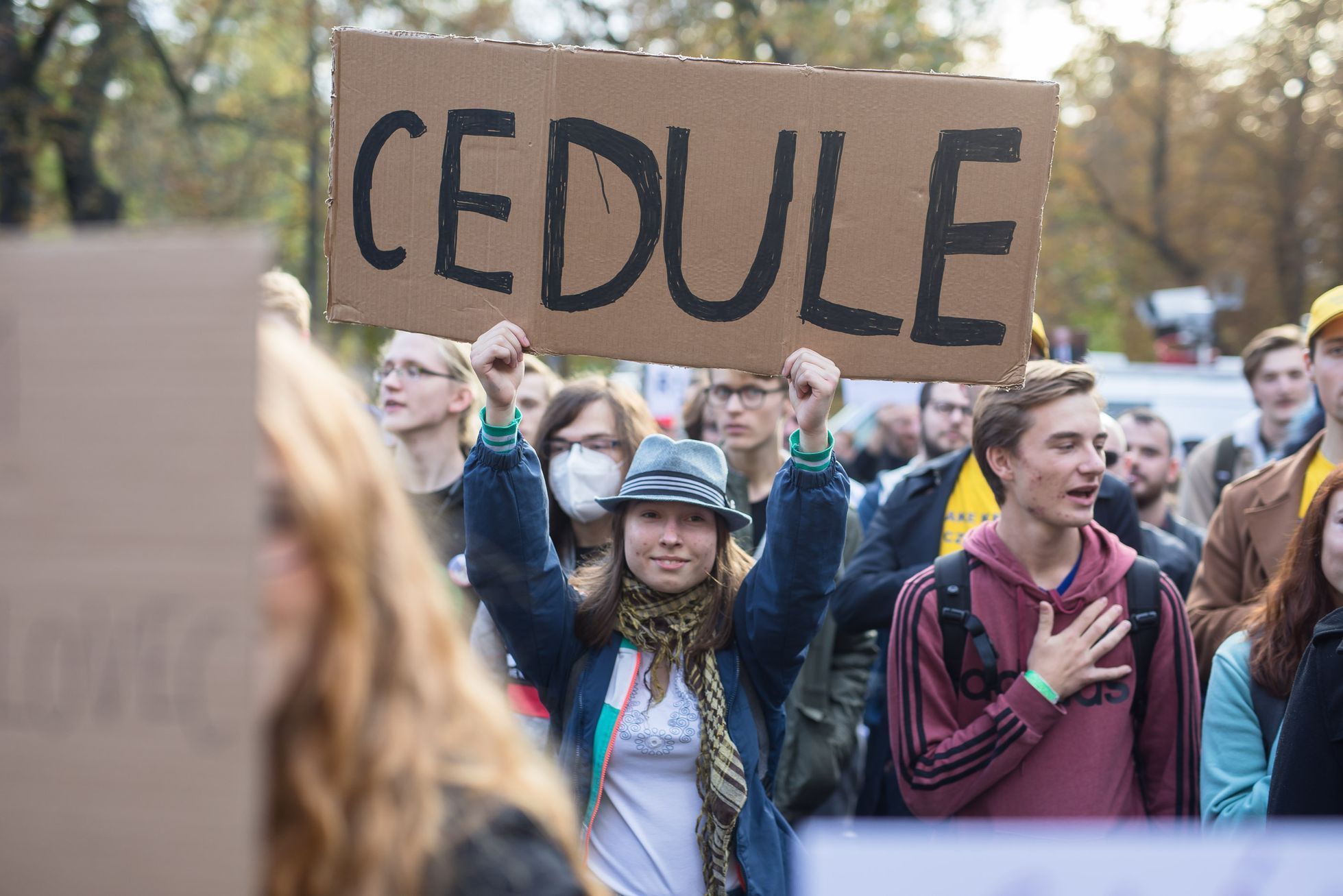 Královec, referendum o připojení, satirická akce před ruskou ambasádou