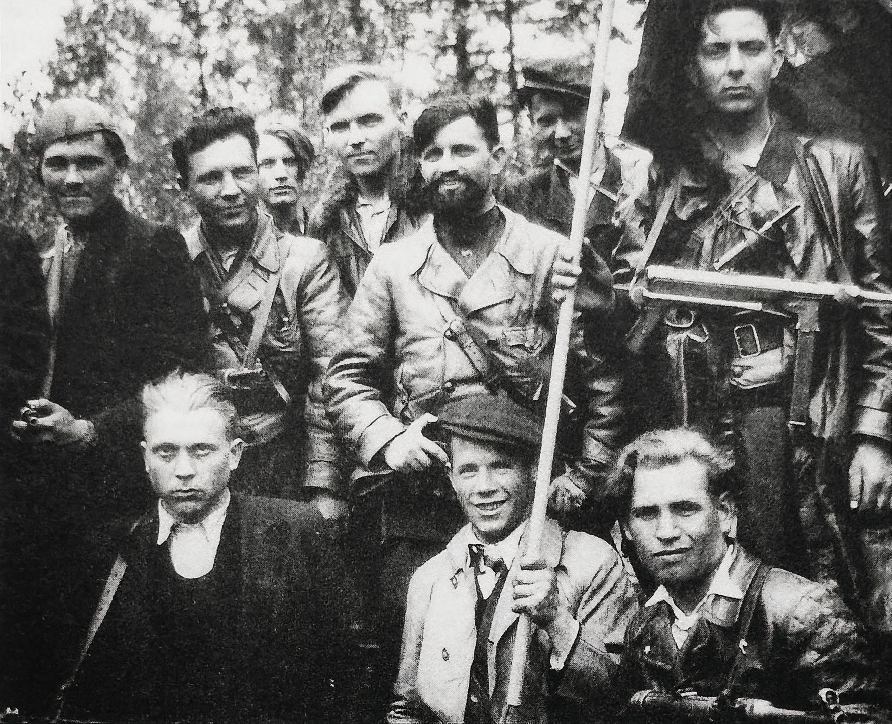 Jednorázové užití / Masakry a vypálené osady od nacistů v dubnu 1945