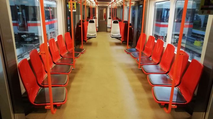 Signál mají další stanice metra, nově půjde volat od Hlavního nádraží až do Holešovic