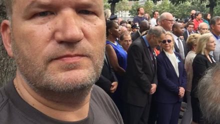 Jsem v šoku, nechtěl jsem nikomu ublížit, říká Čech, který natočil kolaps Hillary Clintonové