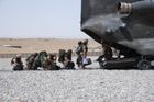 Armáda posiluje afghánskou misi. Navzdory tragédiím