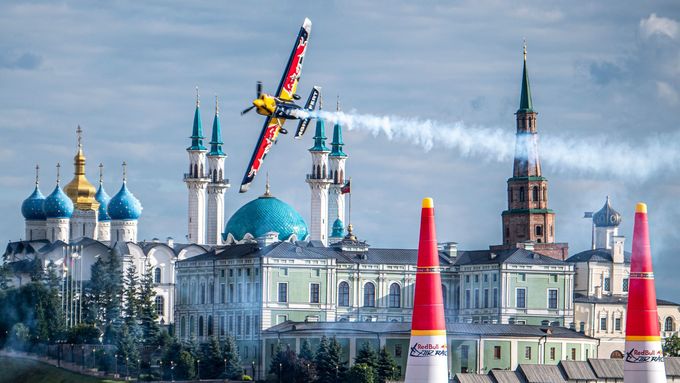 Také ve druhém závodě Red Bull Air Race se Martin Šonka postavil na stupně vítězů. V Kazani obsadil třetí místo.