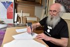 Grafický designér Rajlich mladší oslaví sedmdesátku, chystá výstavy i knihy