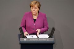 EU potřebuje solidární azylový systém, který odolá krizím, prohlásila Merkelová