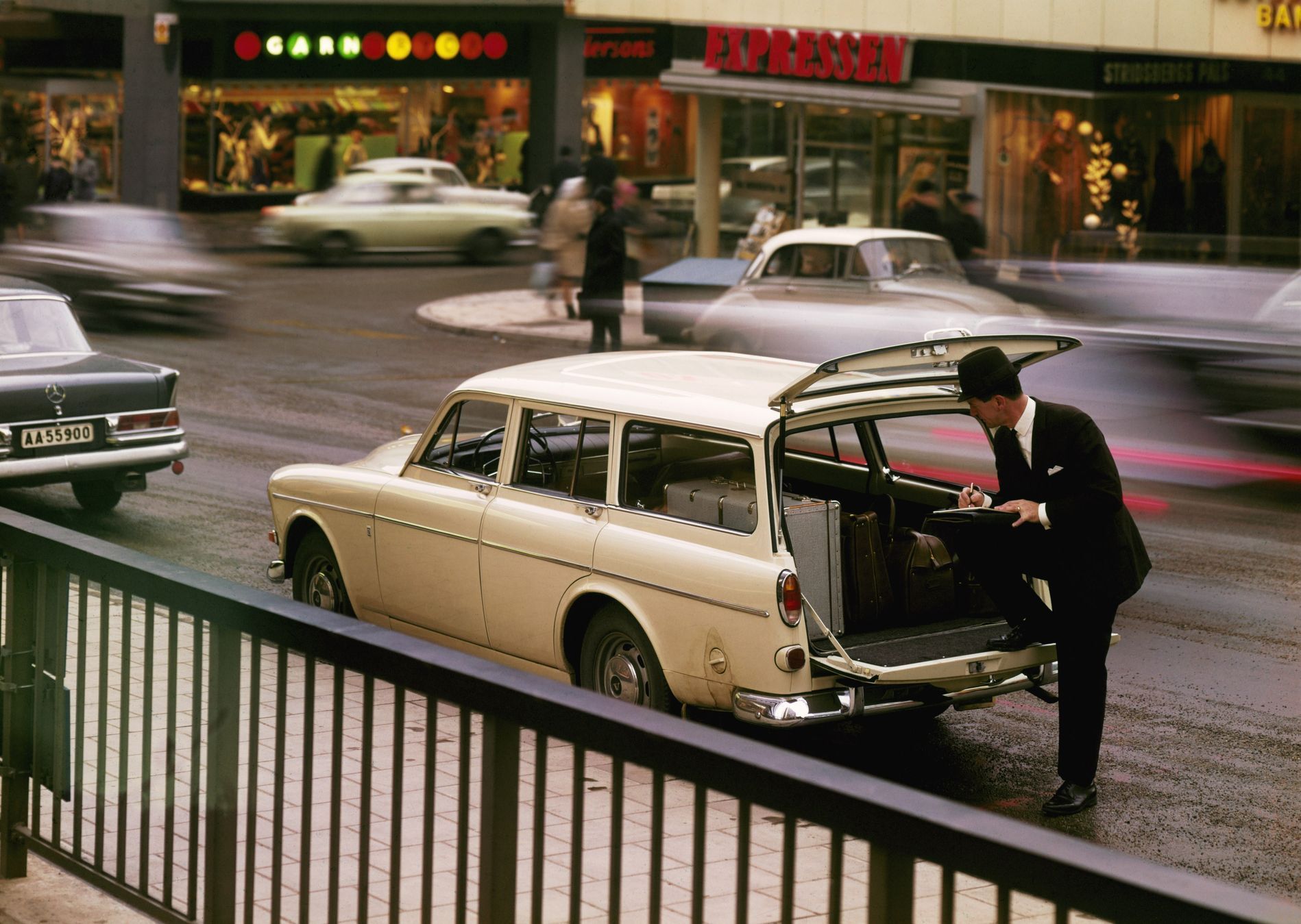 Volvo historie osobních aut