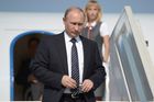 Putin přiletěl na Krym. Odveta Kremlu za ukrajinskou diverzi teprve přijde
