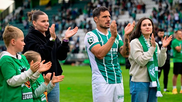 Sílu sbíral i na hřbitově. "Vršovický Gattuso" prožil rozlučku jako z Netflixu; Zdroj foto: ČTK
