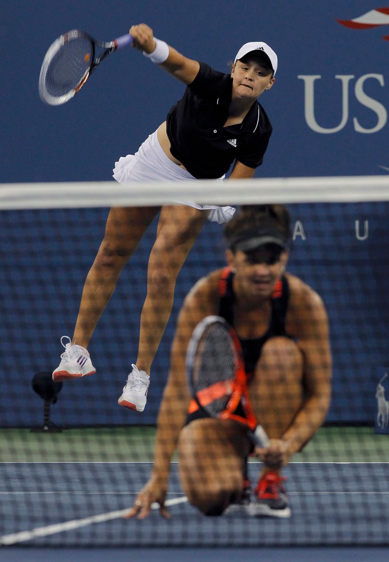 US Open (Ashleigh Bartyová, Casey DellAcquaová)