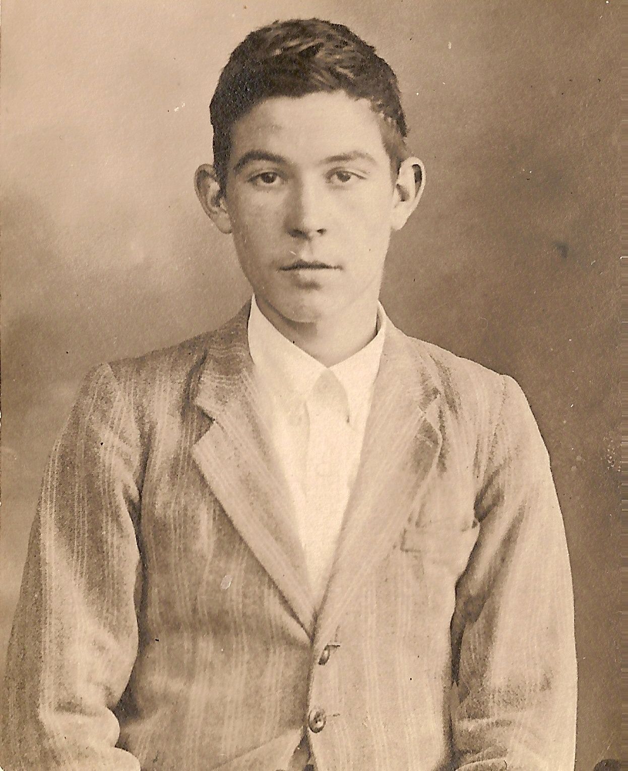 Koncentrační tábor Hradištko a neznámý příběh španělských vězňů, Koncentrační tábor Hradištko, Koncentrační tábor, Benešovsko, historie, Magazín