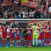 LM, Bayern-Porto: hráči Bayernu slaví s fanoušky