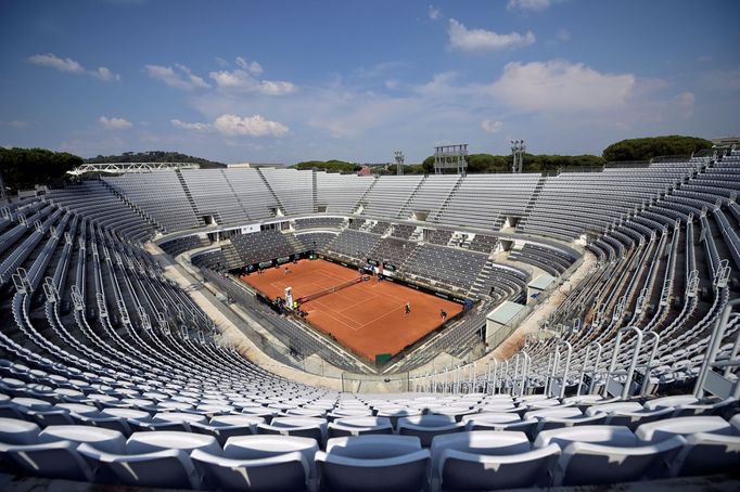 Tennis - ATP Masters 1000 - Italian Open - Foro Italico, Rome, Italy - September 15, 2020  Empty seats are seen during the first round match between Argentina's Guido Pel