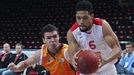 Basketbal, Nymburk - Fuenlabrada: Scottie Reynolds (6)