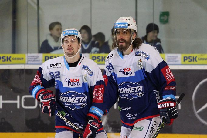 HC Kometa Brno - HC Sparta Praha, Petr Holík, Peter Mueller