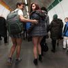 No Pants Subway Ride neboli jízda metrem bez kalhot