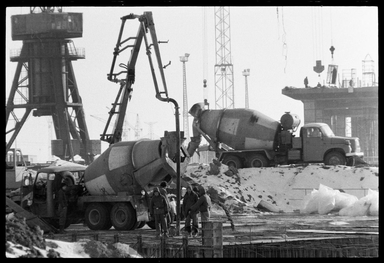 Tatra 148
