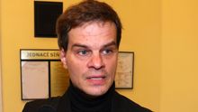 "Věděl bych, že si nic intimního nepřeje," hájí se Adam Kraus obviněný ze znásilnění