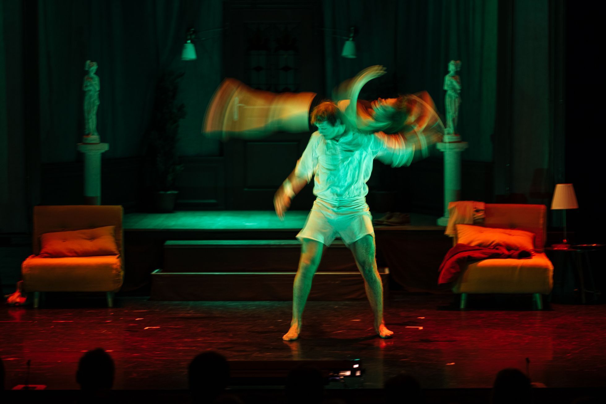 Cirque Le Roux: Deer in The Headlights