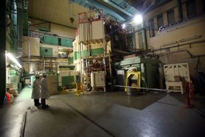 Foto: "Na nic nesahejte, jeden atašé tu musel nechat kalhoty." Tak vypadá nejstarší reaktor v Česku