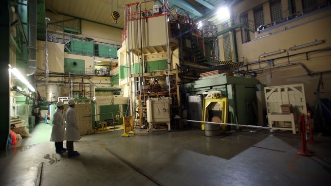 Foto: "Na nic nesahejte, jeden atašé tu musel nechat kalhoty." Tak vypadá nejstarší reaktor v Česku