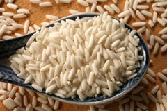 V obchodech byla zakázaná geneticky upravená rýže