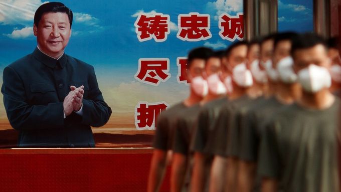 Si Ťin-pching: problémy s Tchaj-wanem je třeba řešit, nelze je přesouvat z generace na generaci. Jak si čínský prezident představuje "řešení", lze dnes pozorovat v Hongkongu.
