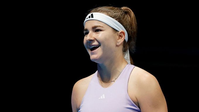 Karolína Muchová při čtvrtfinálovém utkání na turnaji v Tokiu