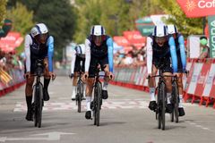 Aktivisté mohou slavit. Izraelský cyklistický tým přišel o hlavního sponzora