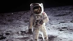 Neil Armstrong - fotky uvolněné NASA z jejího archivu