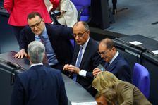 Merzův historický krach. Poslanci ho v prvním kole nezvolili německým kancléřem