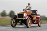 Závodění patří do genů mladoboleslavské automobilky. Hned první vůz pod jménem Laurin & Klement, typ Voiturette A z roku 1905, se zúčastnil závodů.