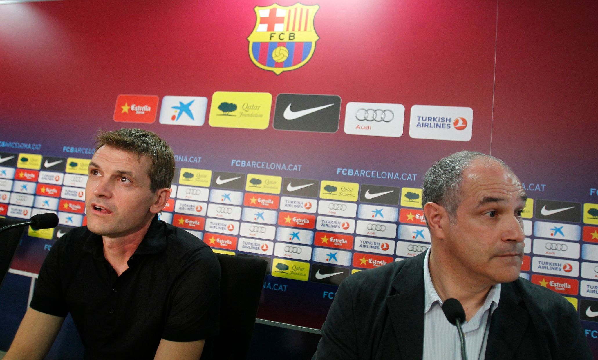 Tito Vilanova a Andoni Zubizarreta na prvním tréninku Barcelony