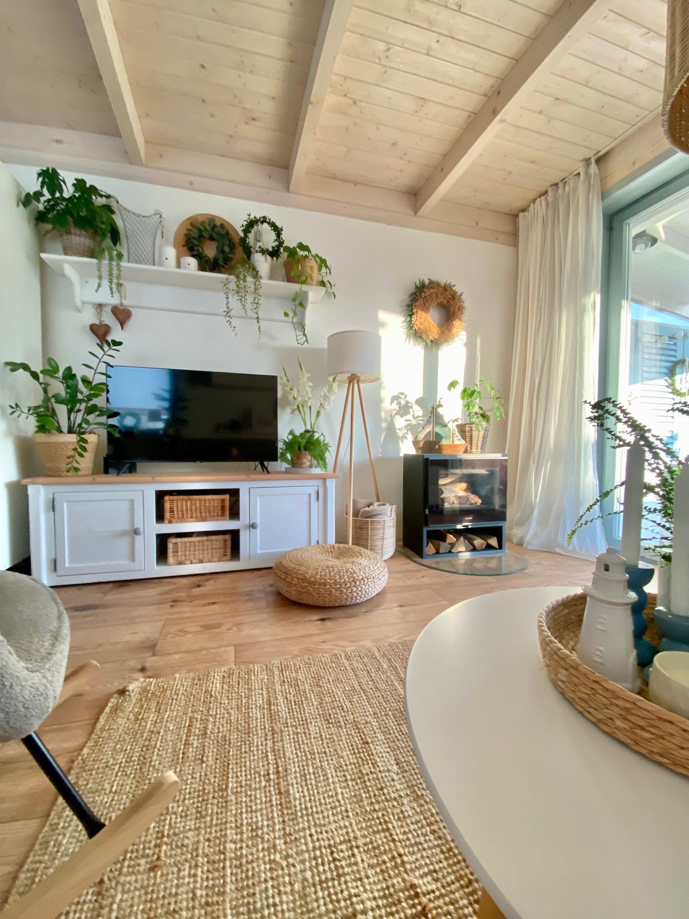 bydlení, příběh, rodina, rekonstrukce, dům, přechodný dům