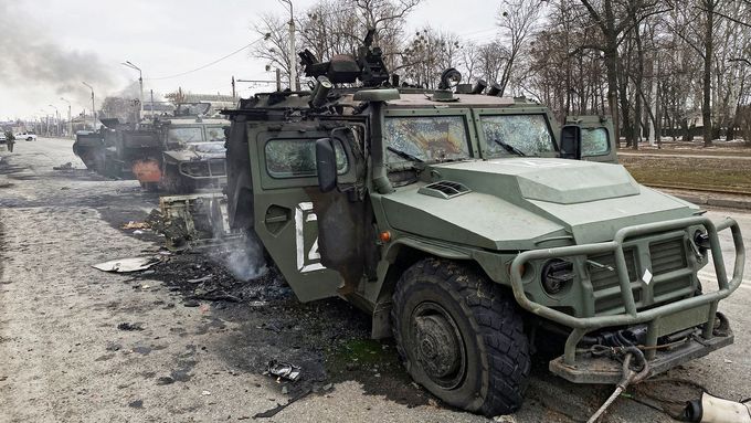 Zničená vojenská vozidla ruské armády v Charkově. 28. 2. 2022