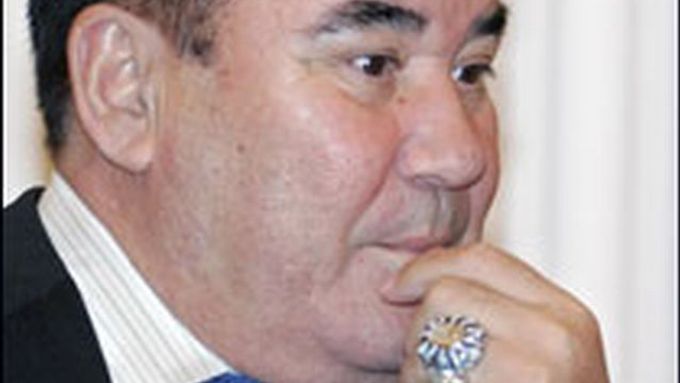 Saparmurat Nijazov alias Turkmenbaši vládl Turkmenistánu jedenadvacet let.