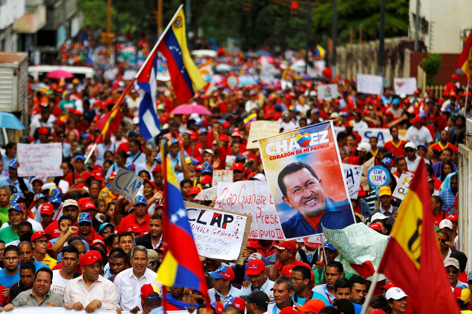 Demonstrace na podporu Nicoláse Madury v Caracasu.