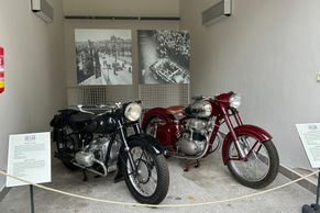 Když se střídala Jawa s BMW. Sto let historie motorek, které sloužily prezidentům