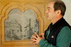 Koupili středověký dům v Prachaticích. Při opravě našli vzácné fresky z 18. století