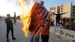 Demonstrace před americkou ambasádou v Bagdádu