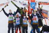Zlaté medaile získalo potřetí v řadě Norsko. Čtveřice Sturla Holm Laegreid, Johannes Thingnes Bö, Tiril Eckhoffová a Marte Olsbuová Röiselandová...