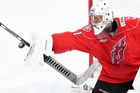 Brankářský sen v KHL: Mladík pochytal všech 61 střel a stanovil nový ligový rekord