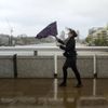 Británii a další evropské země zasáhla bouře