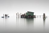 Rohan Reilly, Irsko. Casoni - druhé místo v kategorii krajinářských fotek. Na snímcích jsou rybářské chatky zvané casoni v Benátském zálivu.