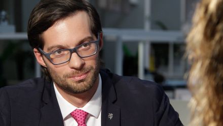 Progresivní daň? Žádný trest pro bohaté, více peněz v peněženkách chudších, říká expert ČSSD