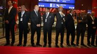 Nástup čestné jednotky italských podnikatelů. Do rekonstrukce hlavního nádraží nasypou celkem 47 milionů eur.