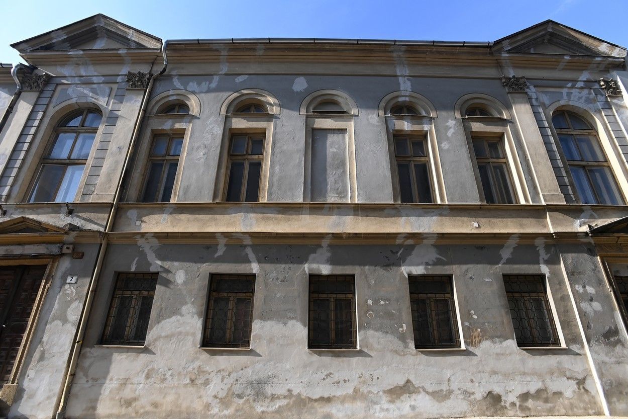 Bývalá synagoga Bet ha-midraš v Demelově ulici, 10. února 2023, Prostějov.