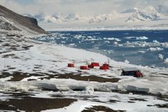 Jak jet na expedici na Antarktidu? Otužit se, sehnat peníze a zajít si k zubaři, líčí český vědec