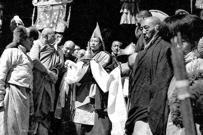 Jeho Svatost dalajlama v Dromu, Tibet, v roce 1951.