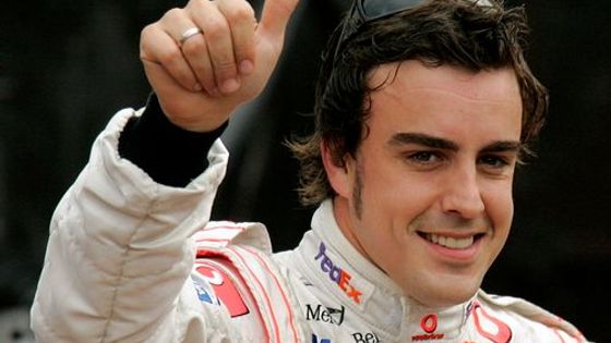 Alonso zlomil kvalifikační kouzlo Ferrari